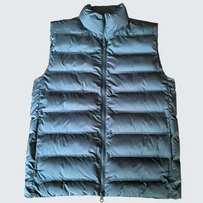 Men Winter Stand Collar Zipper Pocket Shiny Outdoor Warm Jacket Quilted Puffer Waistcoat Men's Vest Bodywarmer