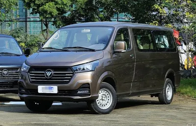 Hot Selling Light Buses in Africa, Latin America and Central Asia. Vans Are Cheap and Fuel-Efficient for Transporting Passengers.