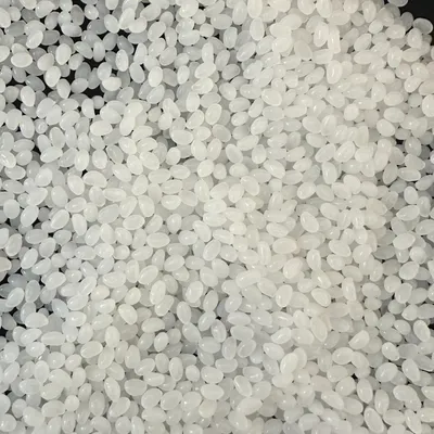 High-Temperature Amber Solid EVA Hot Melt Adhesive for Rapid Edge Banding