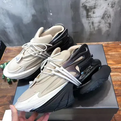 High Quality Designer Men's Fashion Shoe Lightweight Breathable Basketball Shoe