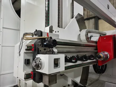 Rotary Table and Drill Depth 1500 mm CNC 6 Axis Deep Hole Drilling Machine (ZJR15-3017)