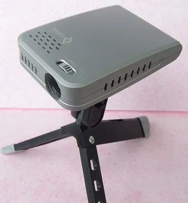 Mini Projector (ZYT-011)