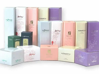 Customized Logo Private Label Cosmetic Gift Box Packaging Carton
