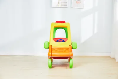 Beautiful Plastic Car for Kids