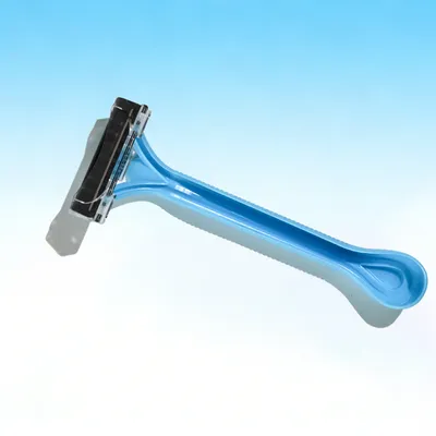 Manual Disposable Razor Blue Ergonomic Grip Hotel Supply