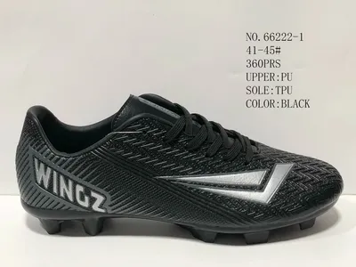 Outdoor Men Football Shoes Comfortable Anti-Slip Soccer Shoes in Stock