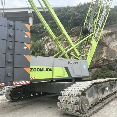 Used Zoomlion 200-Ton Crawler Cranes, Excavators and Various Mechanical Equipment Are for Sale.