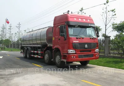 Lmt5312glqw Intelligent Bitumen Tanker in The Road Construction