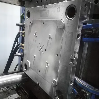 Design Bucket Makers Plastic Injection Mold