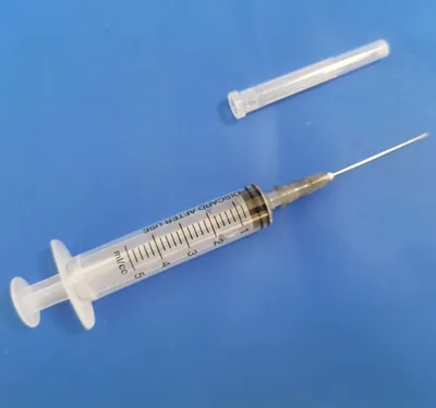 Disposable Medical Sterile Syringe 5ml with Needle