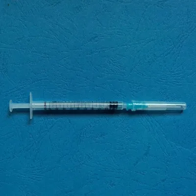 Sterile Syringe 1ml Luer Slip Insulin with Needle PE Packing