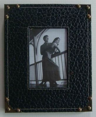 Leather Photo Frame (LPB4X6-5)