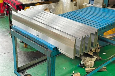 Hardened Steel Press Brake Punch Tooling Long Life CNC Punch