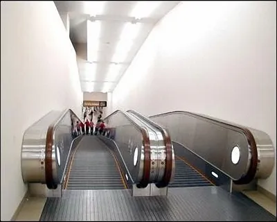 Opaque Balustrade Panel Moving Walk Made in China