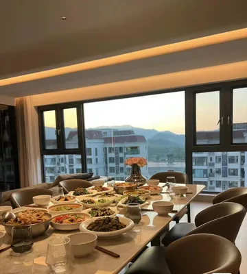 Inward-Opening and Outward-Opening Aluminum Alloy Casement Windows with Good Sealing, High Heat Preservation Coefficient, and Strong and Incomparable