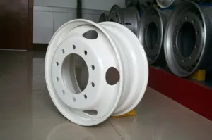 22.5x8.25 Tubeless Wheel