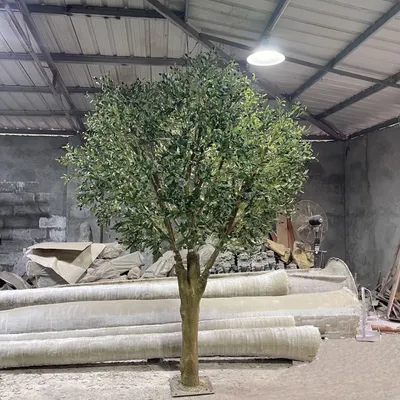 Artificial Giant Olive Tree Simulation for Christmas