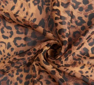 High Quality 100% Polyester Fabric Soft Leopard Printed Crepe Chiffon Fabric for Hijab, Abaya and Dress