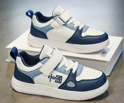 Kids Fashion Style Soft Running Stock Sports Shoes with PU Upper
