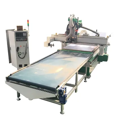 Auto Loading Unloading Automatic Tool Change CNC Router