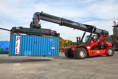 China Zpmc Forklifts Hrs4531s 45 Tons Light Reach Stacker with 62t Weight