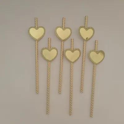 Elegant Golden Heart-Shaped Paper Straws for Party Celebrations