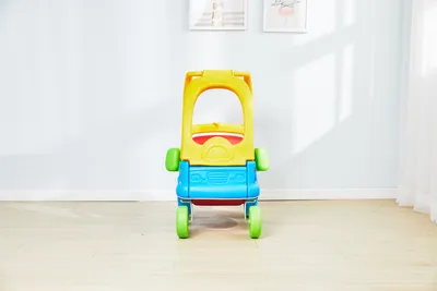 Plastic Car on Sell Zhongkai
