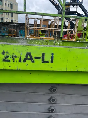 Hot-Selling Hydraulic Lifting System Second-Hand Car for Construction