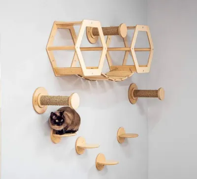 Handmade Tall Wooden Wool Furniture Luxury Hexagonal Cat Nest and Climbing Frame for Cats to Climb and Play
