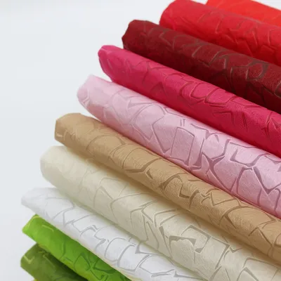 Many Colors Decoration Embossed PP Non Woven Garment Fabric Textile