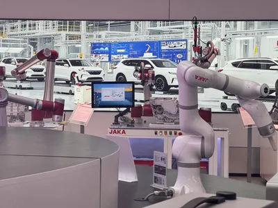 Portable Reliable Robotic Laser Welding Arm with Easy Operation and Low Maintenance Cost