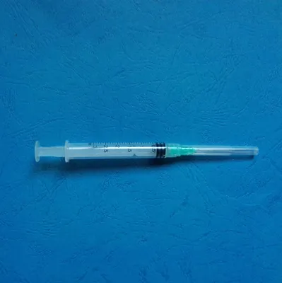 Disposable Syringe 3ml Medical Product with Needle