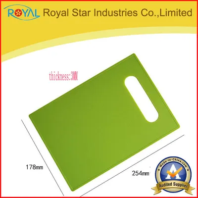 PP Plastic Cutting Board Colours Cheap Board (RYST0109C)