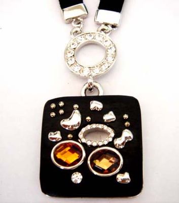 Pendant (WT7047)