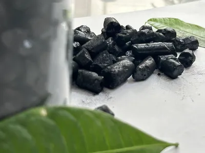 Factory Price High Softening Point Modified Coal Tar Pitch for Graphite