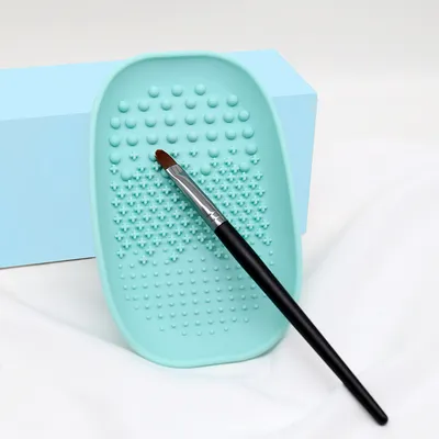 Source Manufacturer Wholesale Professional Convenient Silicone Cleaning Brush Cleaning Plate Makeup Tool Cleaner Makeup Brush Cleaning Pad