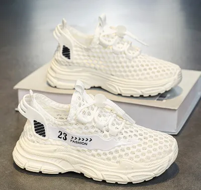 Kids New Fshion Style Fyknit Upper Sports Shoes in Stock