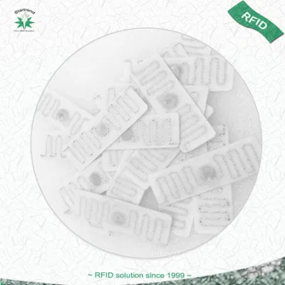 860-960MHz Ultra-High Frequency (UHF) Flexible Washable RFID Clothing/Apparel/Laundry Tag Ideal for Tracking Linens, Uniforms, and Other Garments-A004