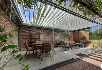 Intelligent Technology Companion: Aluminum Alloy Intelligent Flip Louver Gazebo, Creating a Warm and Romantic Outdoor Space
