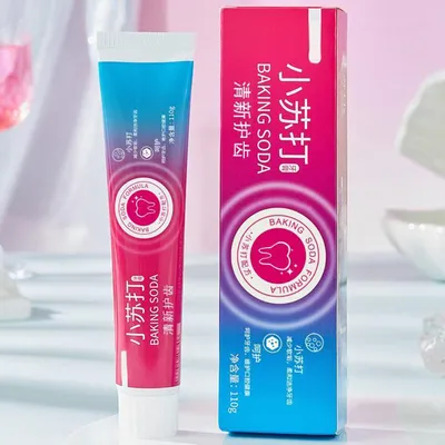 Ultimate Fresh Breath Toothpaste for Whiter Teeth and Confidence