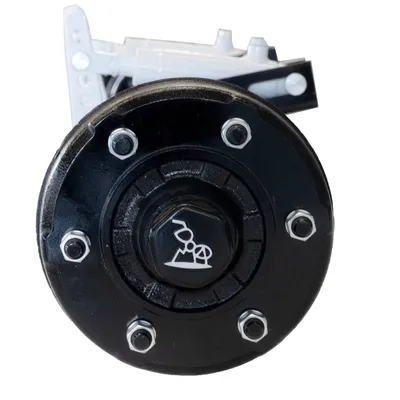 Heavy-Duty 2.5-Ton Stub Axles for Reliable Farming Machinery