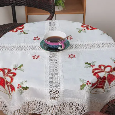 Christmas Style Poylester Square Type Embroidery White Table Cloth with Lace for Round Table