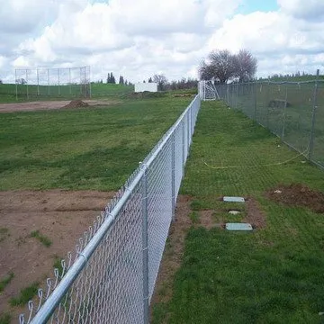 Hot-Dipped Galvanized/PVC Coated Wire Mesh Chain Link Fence for Field