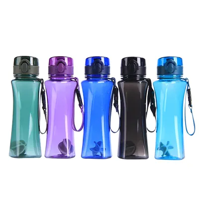 2020 New Custom Logo Plastic Bottle Gym Sport Water Bottle with Rope