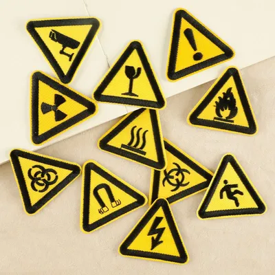 Fast Delivery Yellow Triangle Traffic Signs Iron on Embroidery Patches