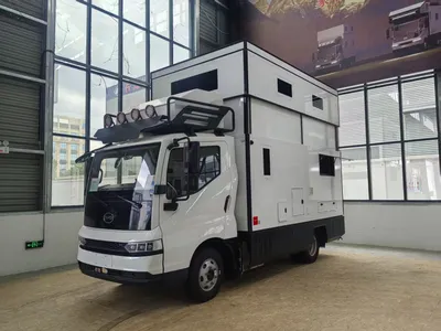 2-6 Person Byd RV Motorhome Hybrid Power