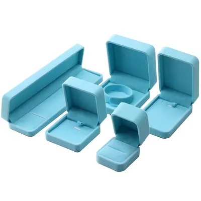Experience of Blue Velvet Jewelry Gift Packaging Boxes Manufacturing