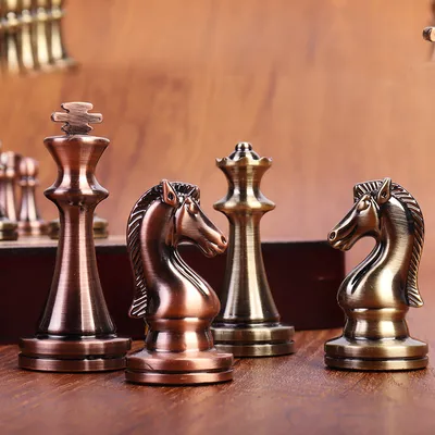 Custom Brass Stainless Steel Aluminum Metal Magnetic Chess Family Educational Board Game Competition Toys Chess for Children and Adults