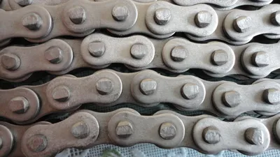 The Roller Chains of Titanium