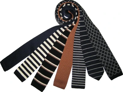 Fashion Stripe Pattern Knit Poly Tie
